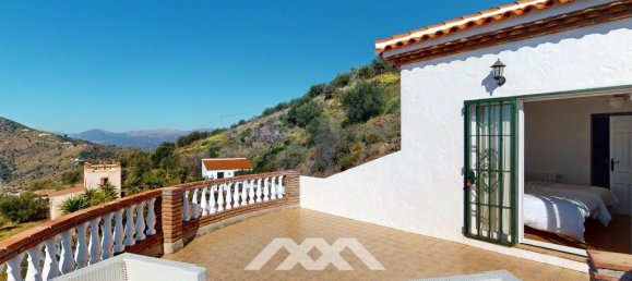 3 bedrooms House in Arenas, Spain No. 131051 31