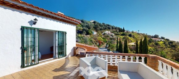 3 bedrooms House in Arenas, Spain No. 131051 32