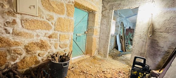 2 Schlafzimmer Haus in Fundao, Portugal, Nr. 43949 7