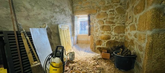 2 Schlafzimmer Haus in Fundao, Portugal, Nr. 43949 8