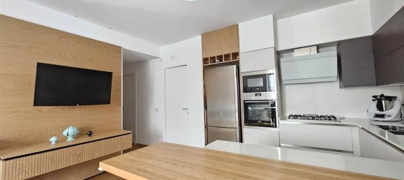 5 rooms Apartment in Altamura, Italy No. 211129 6