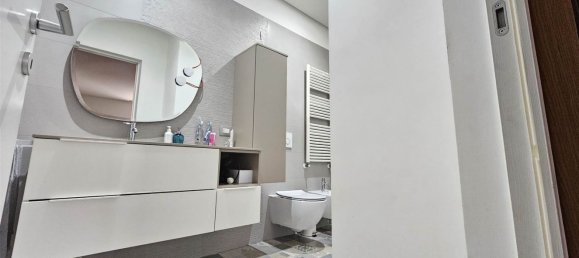 5 rooms Apartment in Altamura, Italy No. 211129 13