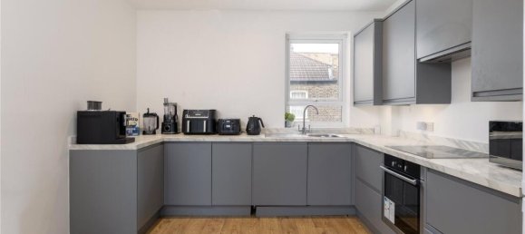 Apartamento de 2 dormitorios en Battersea, United Kingdom No. 5244 9