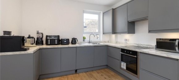 Apartamento de 2 dormitorios en Battersea, United Kingdom No. 5244 3