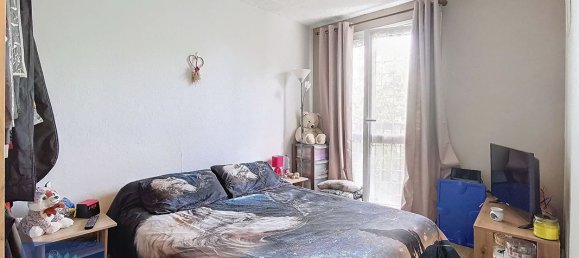 2 bedrooms Apartment in Mennecy, France No. 179156 4