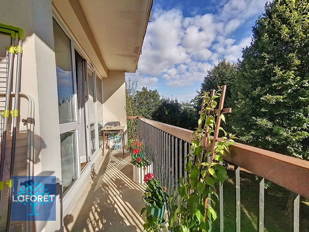 2 bedrooms Apartment in Mennecy, France No. 179156