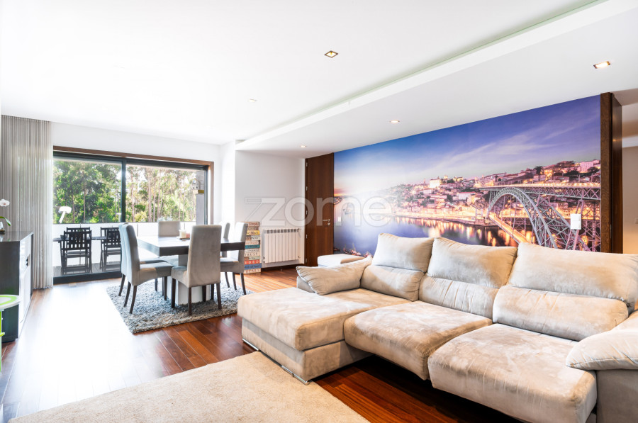 3 bedrooms Apartment in Maia, Portugal No. 193815