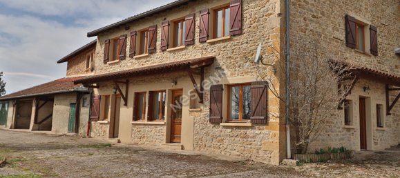 Casa de 4 dormitorios en Bully, France No. 198160 20