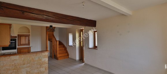 Casa de 4 dormitorios en Bully, France No. 198160 12