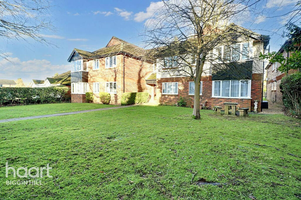 2 bedrooms Apartment in Biggin Hill, United Kingdom No. 4797