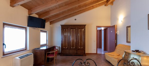 17 bedrooms Villa in San Martino Buon Albergo, Italy No. 60263 17