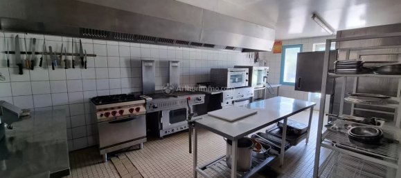 8 غرف نوم شقة في Bourg-Sainte-Marie, France رقم 87538 9