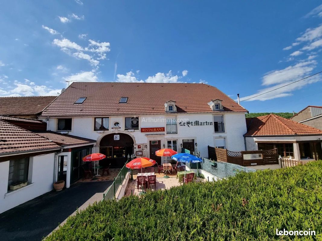 8 غرف نوم شقة في Bourg-Sainte-Marie, France رقم 87538