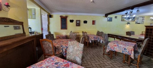 8 غرف نوم شقة في Bourg-Sainte-Marie, France رقم 87538 7