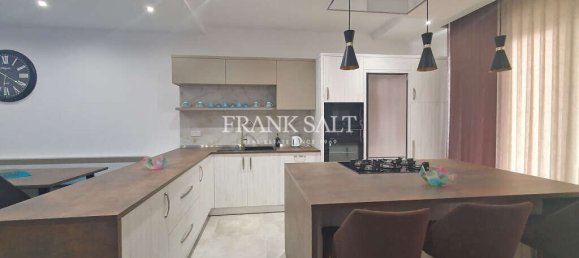 3 bedrooms Penthouse in Mgarr, Malta No. 7619 2