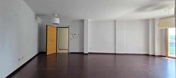 4 bedrooms Duplex in Pescara, Italy No. 372145 12