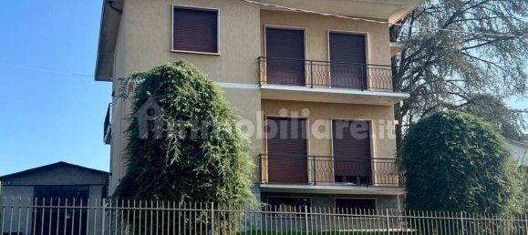 Villa de 4 dormitorios en Casteggio, Italy No. 258088 4