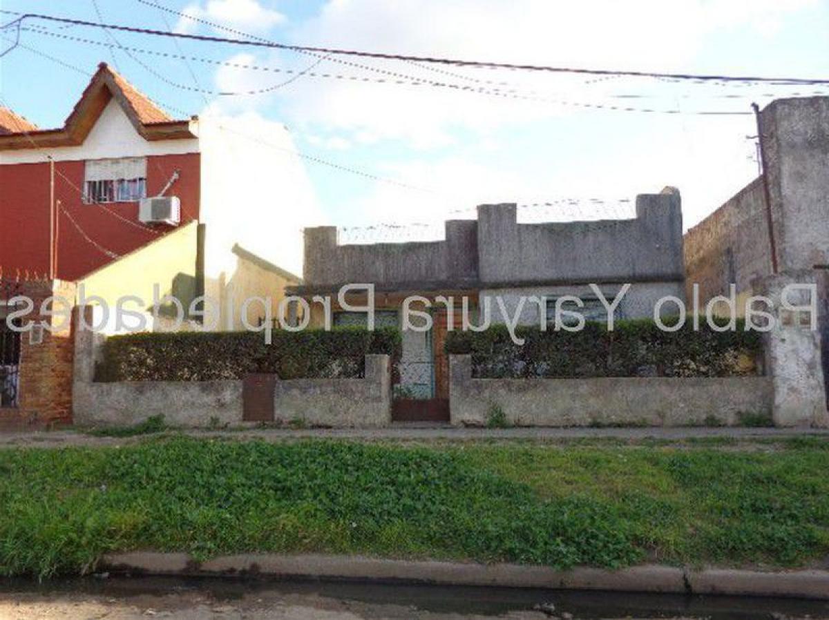  Land in Tres de Febrero, Argentina No. 41245