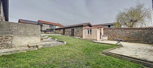 2 Schlafzimmer Haus in L'Arbresle, France, Nr. 197975 8