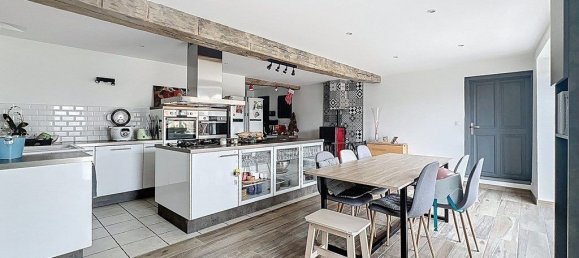 2 Schlafzimmer Haus in L'Arbresle, France, Nr. 197975 11