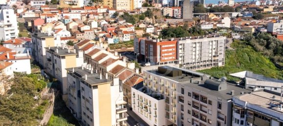 Apartamento de 3 dormitorios en Lisbon, Portugal No. 101722 22