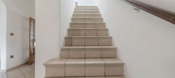 6 Schlafzimmer Haus in Ravenna, Italy, Nr. 320096 11