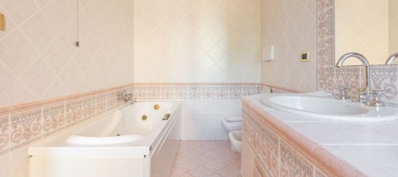 6 Schlafzimmer Haus in Ravenna, Italy, Nr. 320096 21