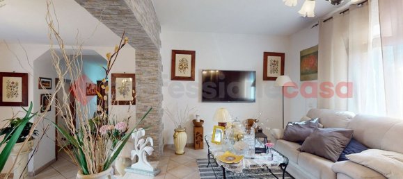 10-salle Maison à Vagli Sotto, Italy No. 237847 13