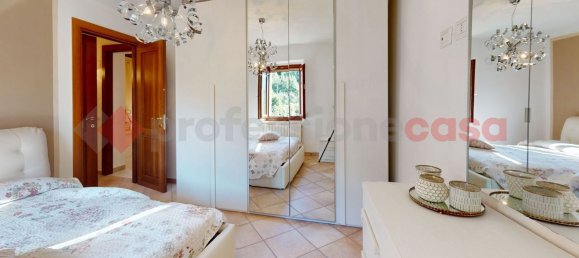 10-salle Maison à Vagli Sotto, Italy No. 237847 6