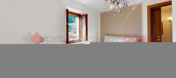 10-salle Maison à Vagli Sotto, Italy No. 237847 4