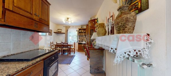 10-salle Maison à Vagli Sotto, Italy No. 237847 18