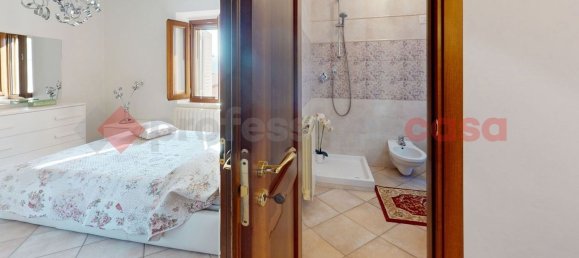 10-salle Maison à Vagli Sotto, Italy No. 237847 2