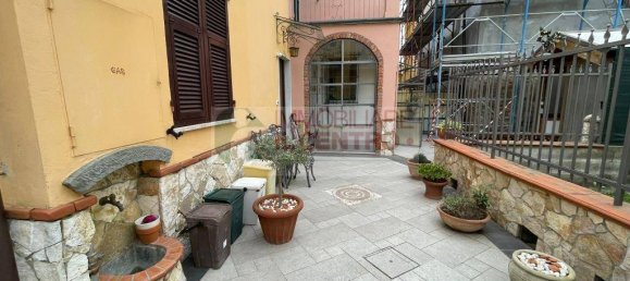4 غرف نوم منزل في Sarzana, Italy رقم 90992 23