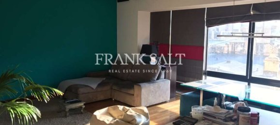 Apartamento T2 em Saint Julian's, Malta N.º 9287 5