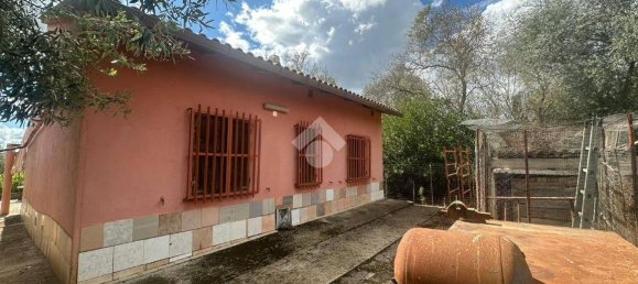 2 bedrooms House in Sassari, Italy No. 292467 2