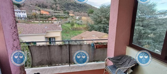 Квартира с 5 комнатами в Каве, Италия № 16952 3