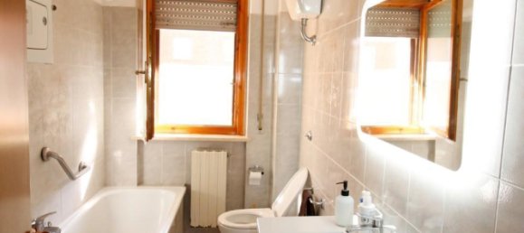 Apartamento T2 em Colle di Val d'Elsa, Italy N.º 358808 9