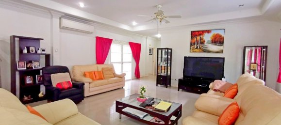 4 bedrooms Cafe / restaurant in Pattaya, Thailand No. 169 9