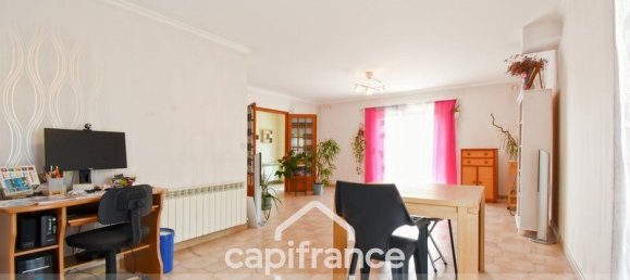 3 chambres Maison à Charente-Maritime, France No. 357434 11