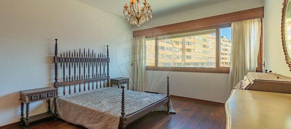 6 bedrooms House in Matosinhos, Portugal No. 188265 11