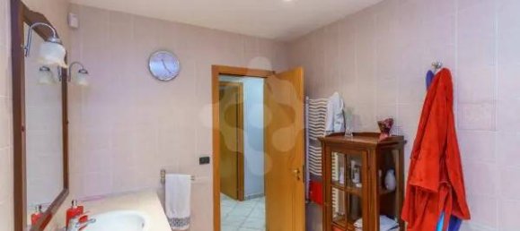 Villa T5 em Bari, Italy N.º 77731 21