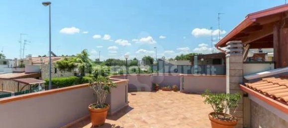 Villa T5 em Bari, Italy N.º 77731 39