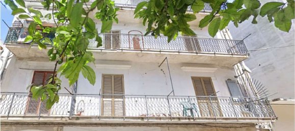 7 rooms Apartment in Paola, Italy No. 186443 39