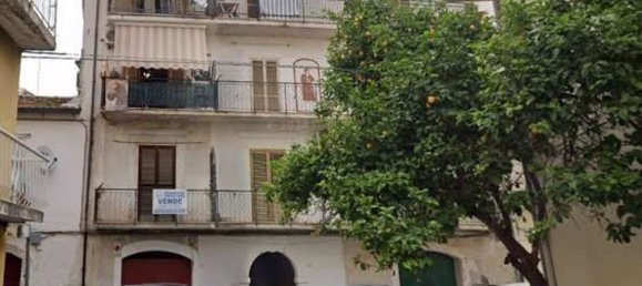 7 rooms Apartment in Paola, Italy No. 186443 24