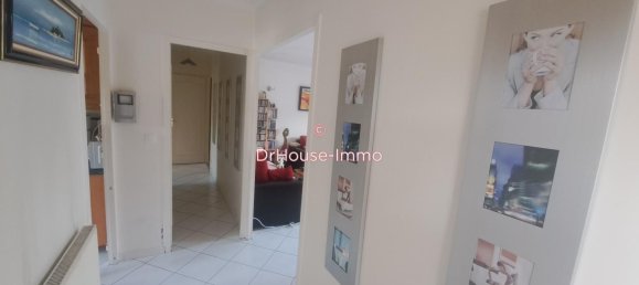 2 bedrooms House in Roissy-en-Brie, France No. 183130 5