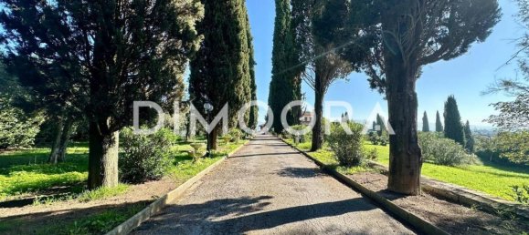 5 rooms Villa in Mentana, Italy No. 152283 2