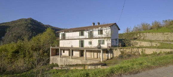 8 rooms House in Bosia, Italy No. 143315 12