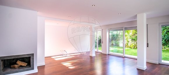 4 bedrooms House in Cascais, Portugal No. 11462 3