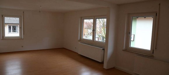 Здание с 6 комнатами в Эрланген-Хёхштадт, Германия № 368066 3