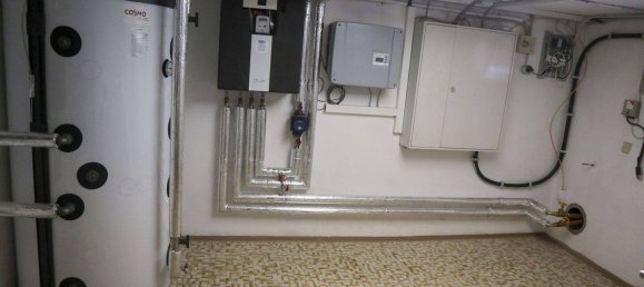 Здание с 6 комнатами в Эрланген-Хёхштадт, Германия № 368066 10